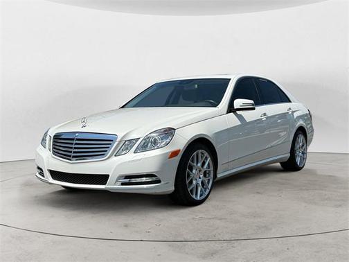 2013 Mercedes-Benz E-Class 4MATIC