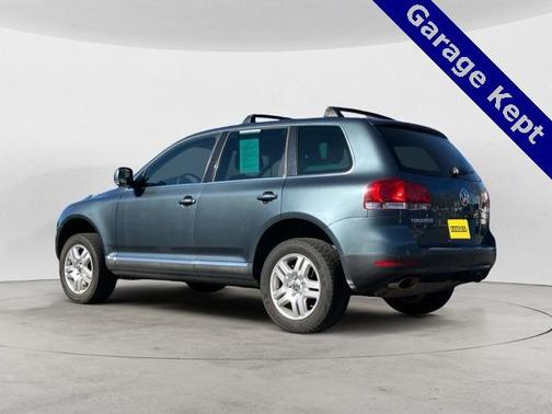 2004 Volkswagen Touareg V8