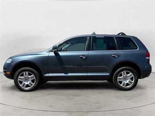2004 Volkswagen Touareg V8
