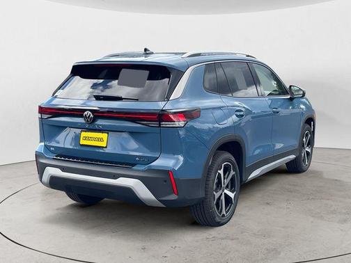 monterey blue pearl 2026 Volkswagen Tiguan 2.0T SE 4MOTION