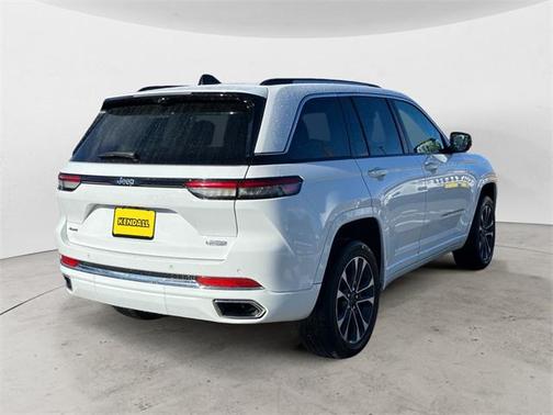 2023 Jeep Grand Cherokee Overland