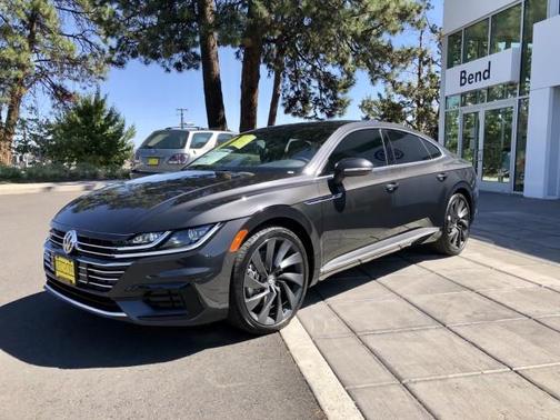 Photo 3 of 13 of 2020 Volkswagen Arteon 2.0T SEL R-Line