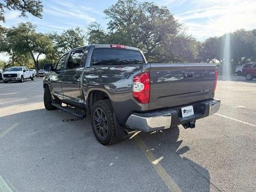 2017 Toyota Tundra SR5
