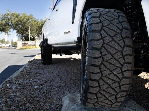 2025 Ford F-250 Platinum