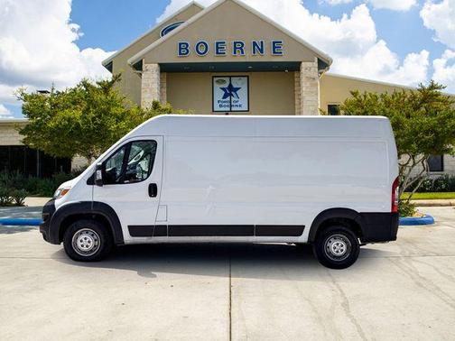 Bright White Clearcoat 2023 RAM ProMaster 2500 High Roof