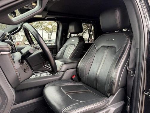 2023 Ford Expedition Max Platinum