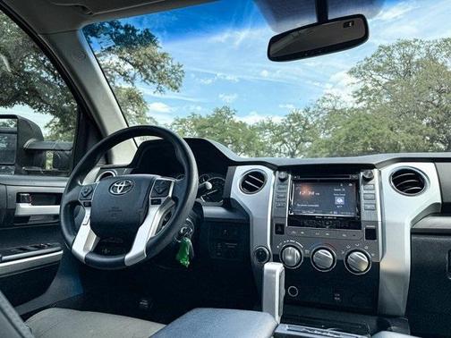 2016 Toyota Tundra SR5