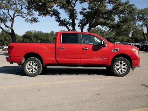 2020 Nissan Titan XD SV