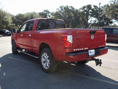 2020 Nissan Titan XD SV