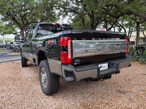 Agate Black Metallic 2026 Ford F-250 King Ranch