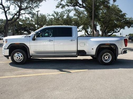 2023 GMC Sierra 3500 Denali