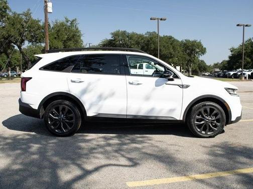 2022 Kia Sorento X-Line EX