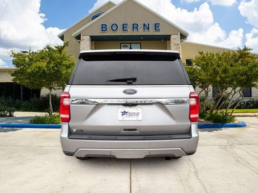 Iconic Silver Metallic 2021 Ford Expedition XLT