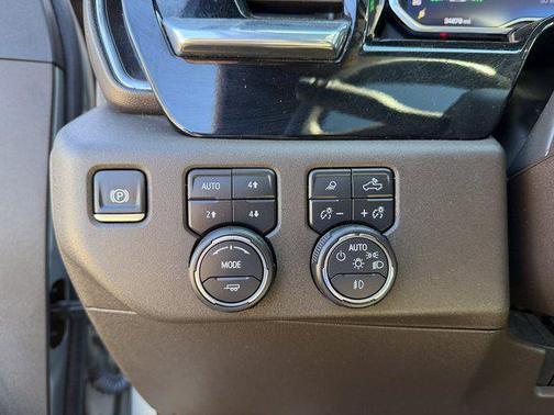 Sterling Gray Metallic 2025 Chevrolet Silverado 3500 LTZ