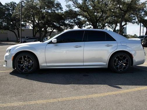 2023 Chrysler 300 S