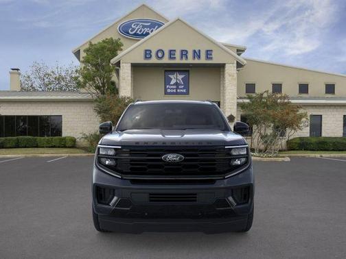Agate Black Metallic 2026 Ford Expedition Platinum
