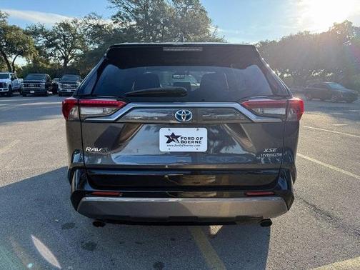 2019 Toyota RAV4 Hybrid XSE
