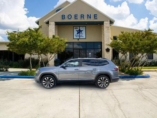 2022 Volkswagen Atlas 3.6L SE w/Technology