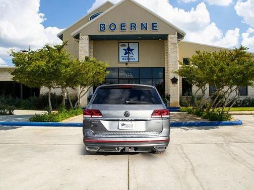 2022 Volkswagen Atlas 3.6L SE w/Technology