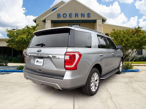 Iconic Silver Metallic 2021 Ford Expedition XLT