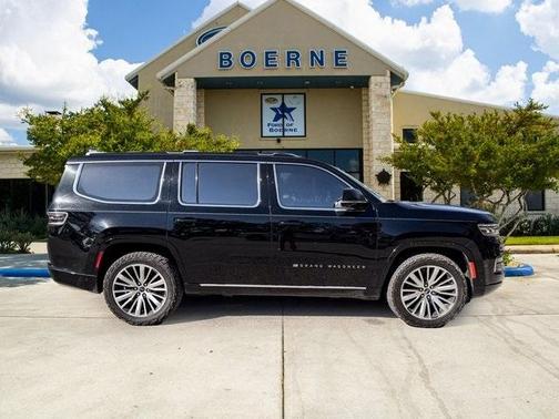 2022 Jeep Grand Wagoneer Series III