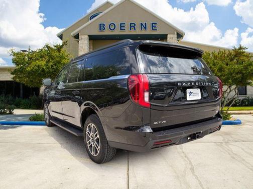 Black Metallic 2025 Ford Expedition Max Active