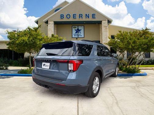 Vapor Blue Metallic 2025 Ford Explorer Active