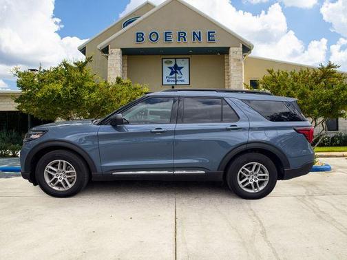 Vapor Blue Metallic 2025 Ford Explorer Active