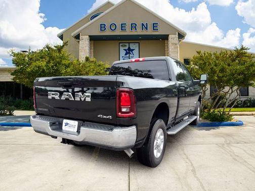 Diamond Black 2026 RAM 2500 Big Horn