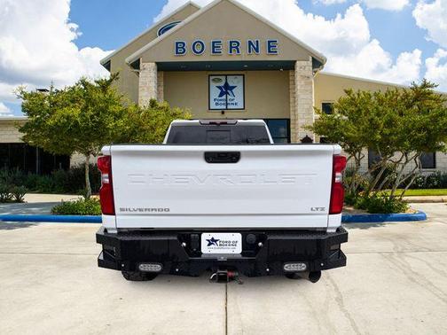 Summit White 2022 Chevrolet Silverado 2500 LTZ