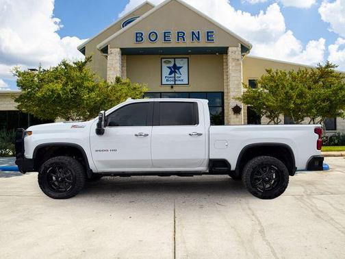 Summit White 2022 Chevrolet Silverado 2500 LTZ