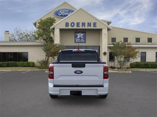 2026 Ford Maverick Lobo Standard