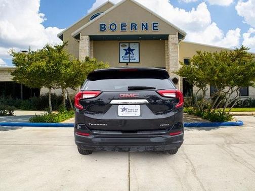 2024 GMC Terrain SLE