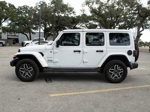 2024 Jeep Wrangler Sahara