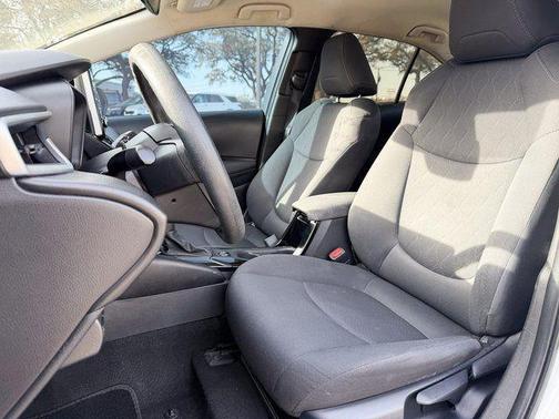 Classic Silver Metallic 2021 Toyota Corolla LE