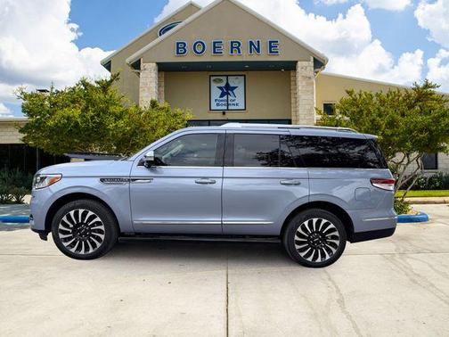 Crystal Blue Metallic 2024 Lincoln Navigator Black Label