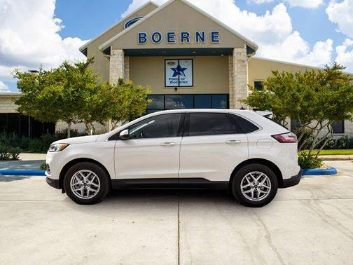 Star White 2024 Ford Edge SEL
