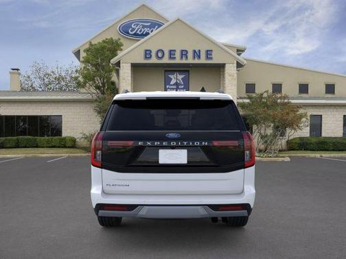 Space Silver 2025 Ford Expedition Platinum