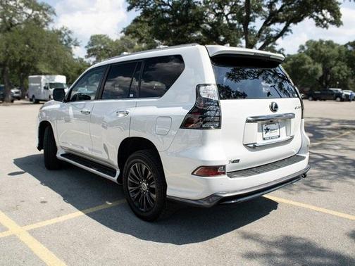 2023 Lexus GX 460 Base