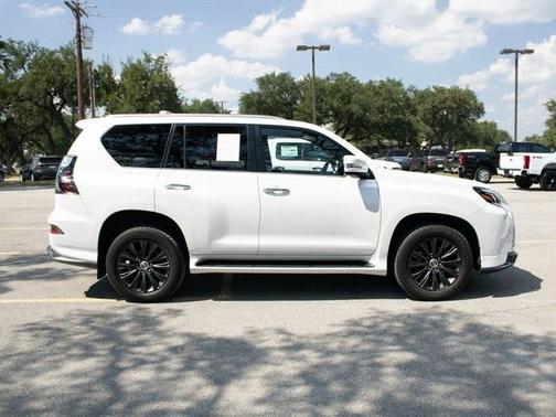 2023 Lexus GX 460 Base