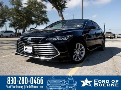 2020 Toyota Avalon Hybrid XLE