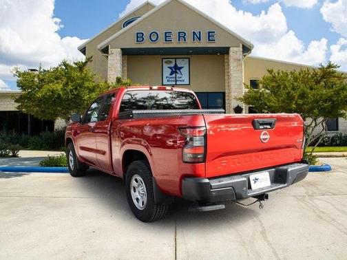 2022 Nissan Frontier S