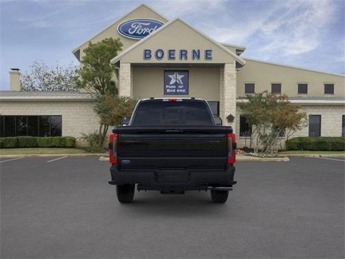 2025 Ford F-250 Platinum