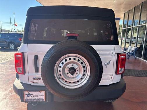 White 2025 Ford Bronco Base