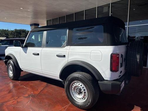 White 2025 Ford Bronco Base