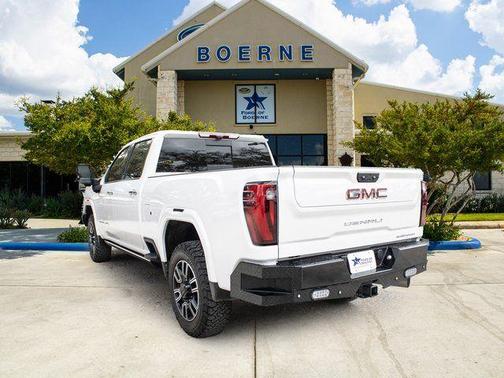 White Frost Tri-Coat 2025 GMC Sierra 2500 Denali