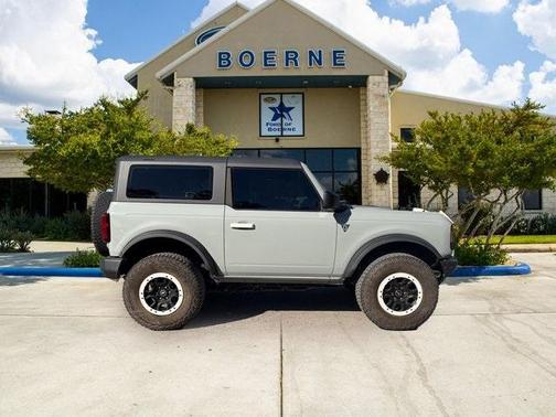 2022 Ford Bronco Base