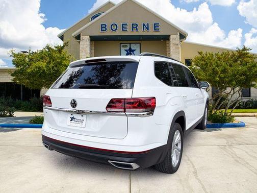 Pure White 2023 Volkswagen Atlas 2.0T SE w/Technology