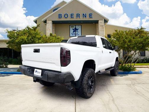 Super White 2018 Toyota Tundra SR