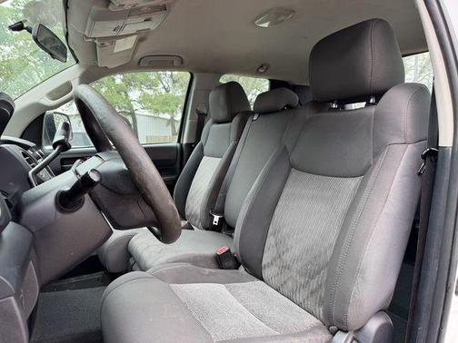 Super White 2015 Toyota Tundra SR
